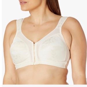NWOT Playtex Womens 18 Hour Original Comfort Strap Bra #4693